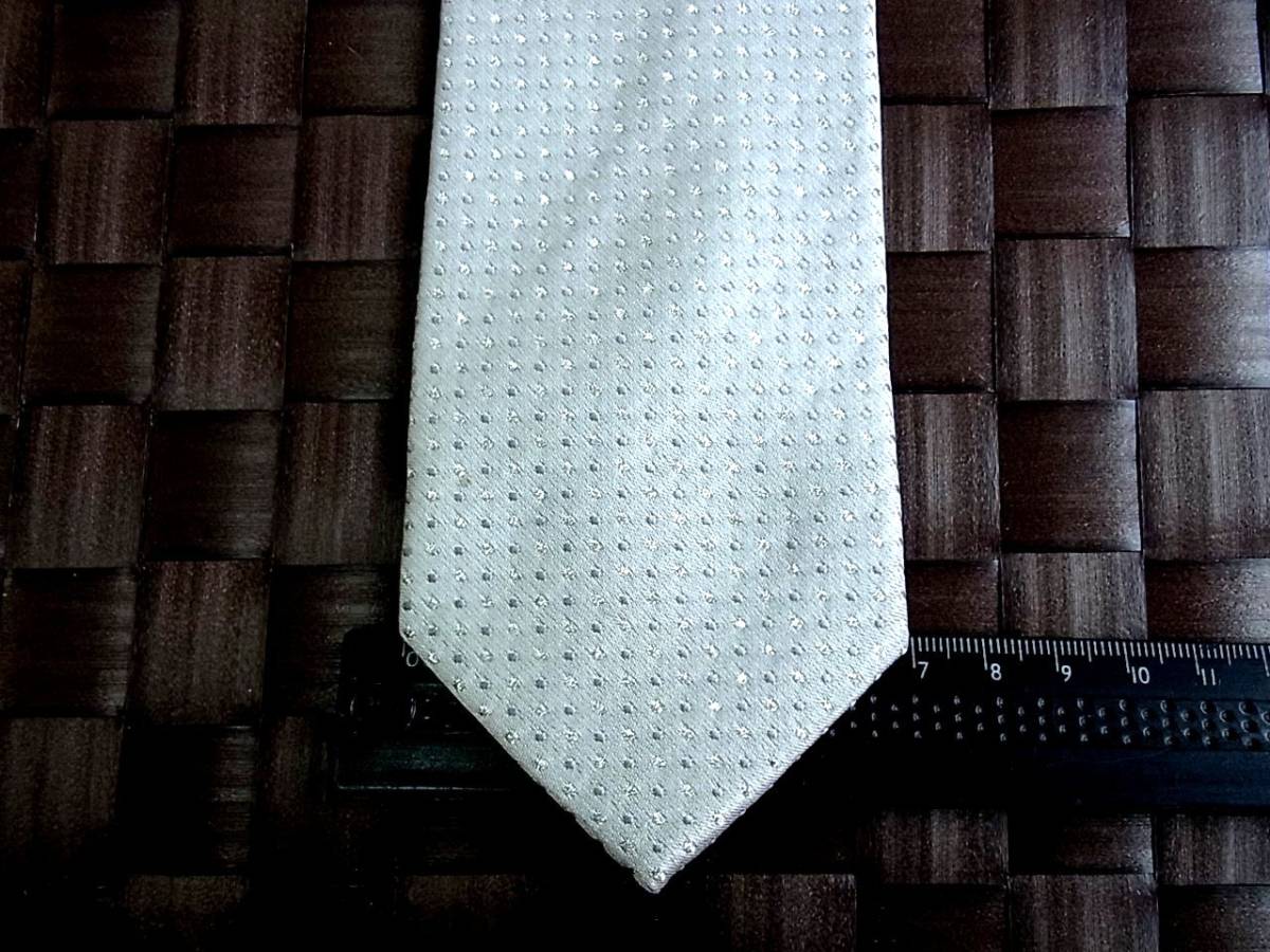 【特選】1043美品オリヒカ「ORIHICA」ネクタイ【人気の細ナロータイ】シルク100%拍卖