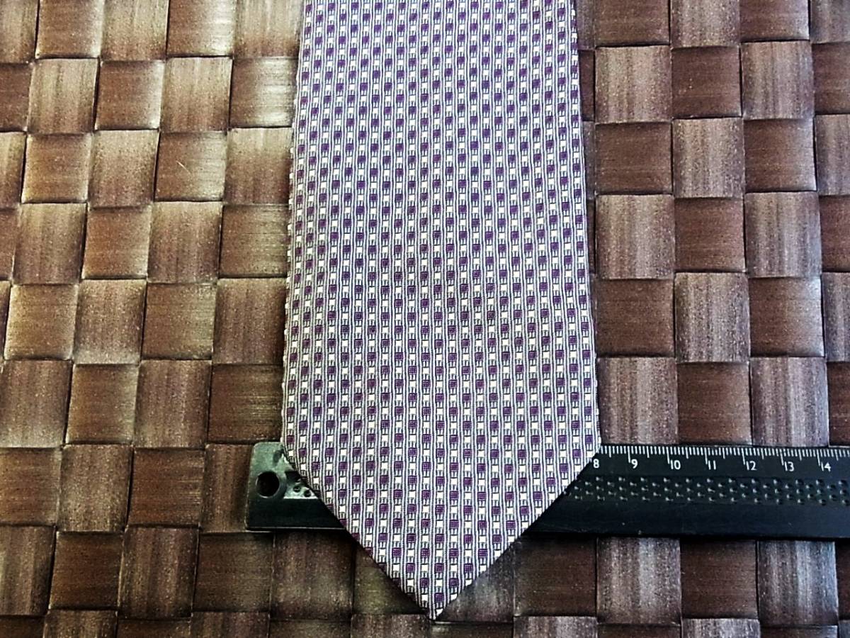 【特選】0987美品レミュー「LES MUES」ネクタイ【人気の中細ナロータイ】シルク100%拍卖