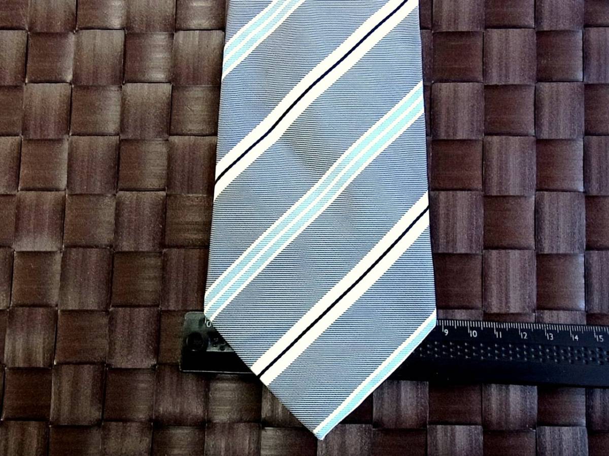 【特選】0989美品レミュー「LES MUES」ネクタイ【人気の中細ナロータイ】シルク100%拍卖