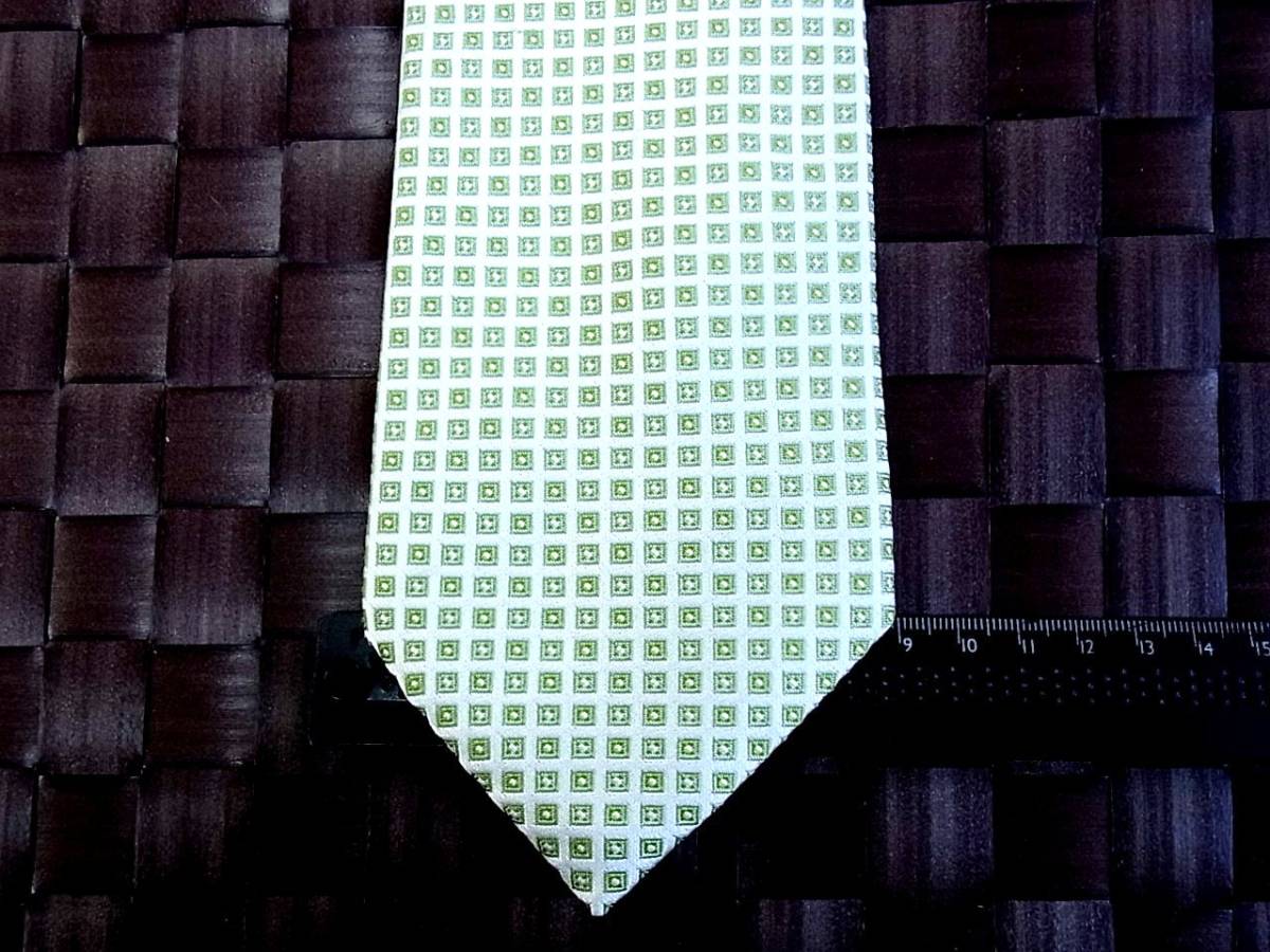 【特選】0996美品レミュー「LES MUES」ネクタイ【人気の中細ナロータイ】シルク100%拍卖