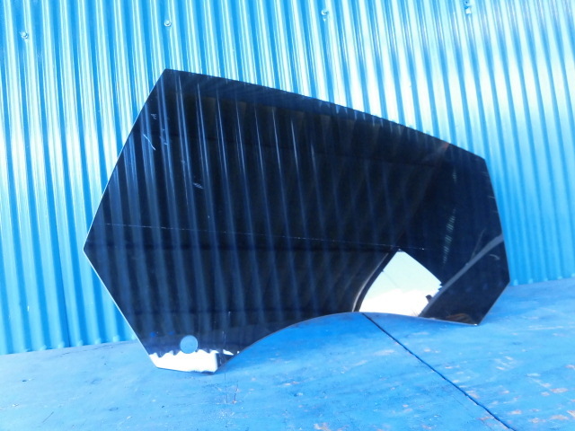 AJ35 C117 CLA リアドア ガラス 左 43R-00128拍卖