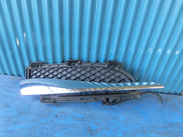 AJ176 ジャガー XF X250 グリル 右 CX23-15K232-A拍卖