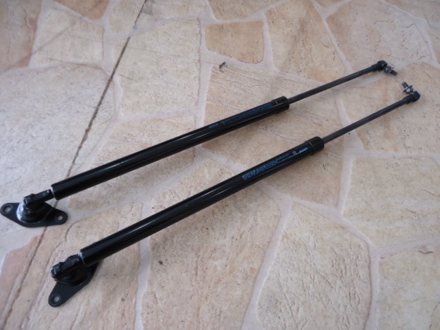 送料込み ワゴンR スティングレー 25年式 MH34S リアダンパー拍卖