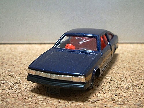 トミカ トヨタ カロー ラレビン(誕生記念コレクション2003)拍卖