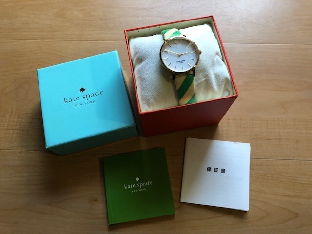 レア 良好程度 付属品付 Kate Spade ケイト スペード NEWYORK METRO メトロ シェル文字盤 ストライプ クオーツ レディース 腕時計拍卖