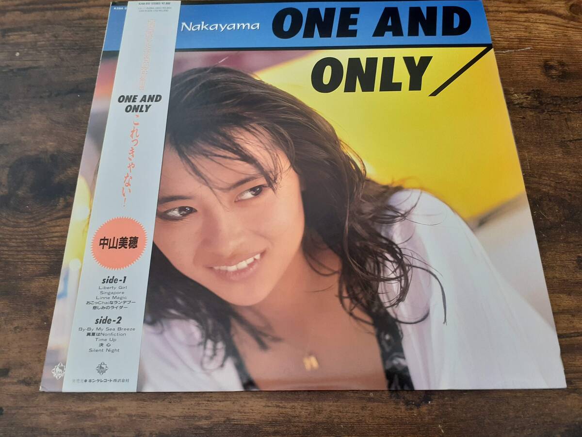 L5625◆LP / 中山美穂 / ONE AND ONLY / ピンナップ2枚付拍卖