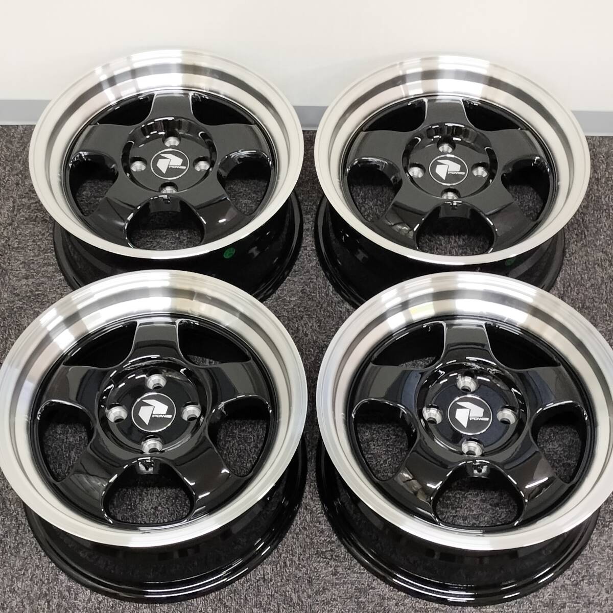 深リム PDW ALVA グロスブラック/マシンリム 15-7.0J +30 4H100 4本セット アクア ヤリス ノート スイフト ヘラフラ スタンス 01-2551+拍卖