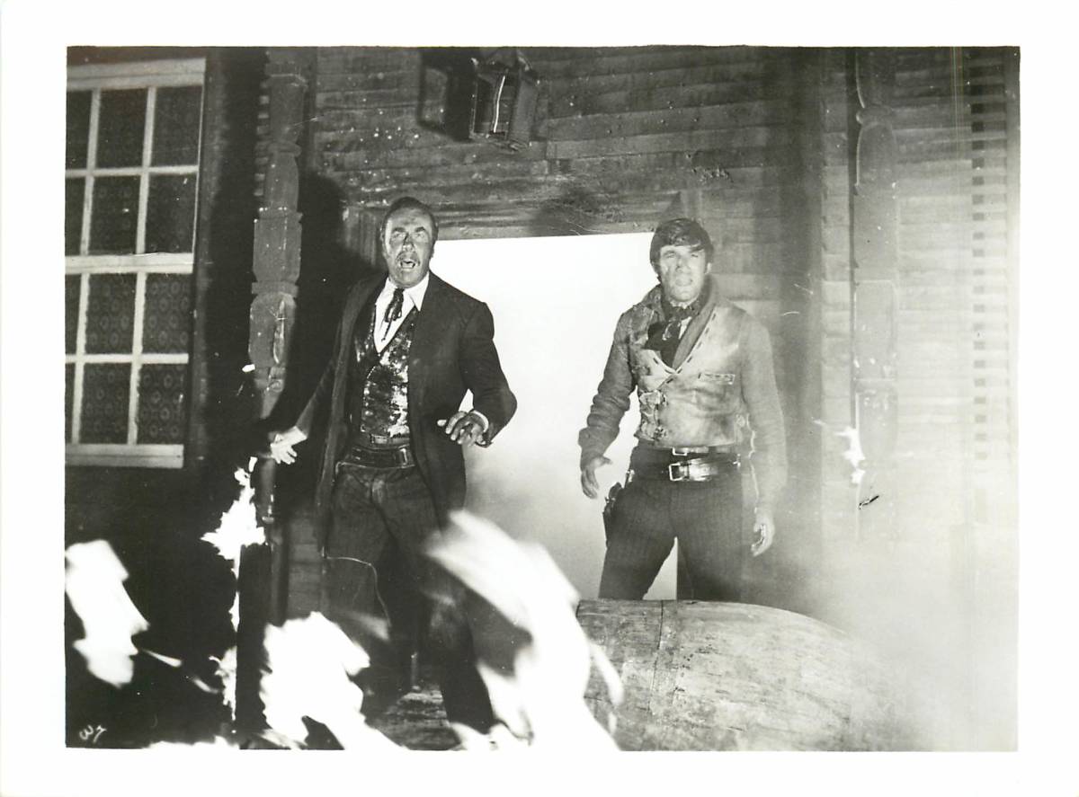 p40414『荒野の用心棒』スチル クリント・イーストウッド セルジオ・レオーネ マリアンネ・コッホ エンニオ・モリコーネ拍卖