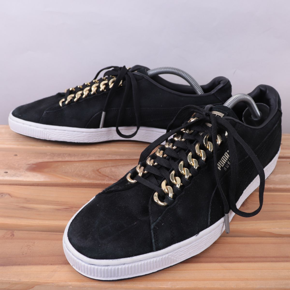 z8876 プーマ スウェード クラシック US10.5 28.5cm/黒 ブラック 金 ゴールド系 スエード PUMA SUEDE CLASSIC メンズ スニーカー 中古拍卖