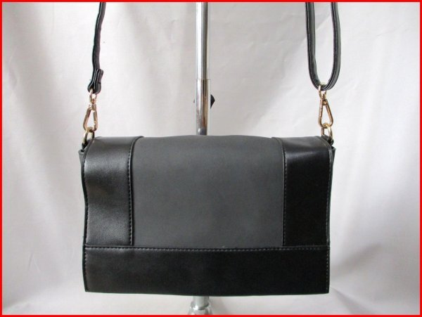 2wayバッグ ショルダー・クラッチ◇ボックス型 BK 斜め掛け W28cm拍卖