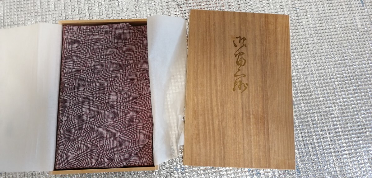 未使用 ふくさ 袱紗 小紋 未使用 絹 台付 アセテート 木箱付 紫拍卖