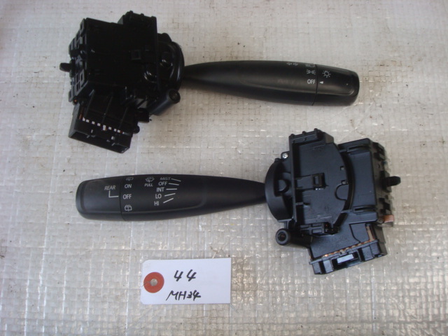 44 ワゴンR MH34S ライトスイッチ ワイパースイッチ拍卖