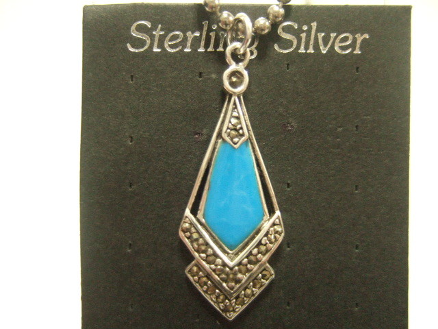 横浜最新 SILVER925銀ペンダント青ターコイズ風♪マーカサイト 3g前後 送料220円ξgtξ ξ38s拍卖