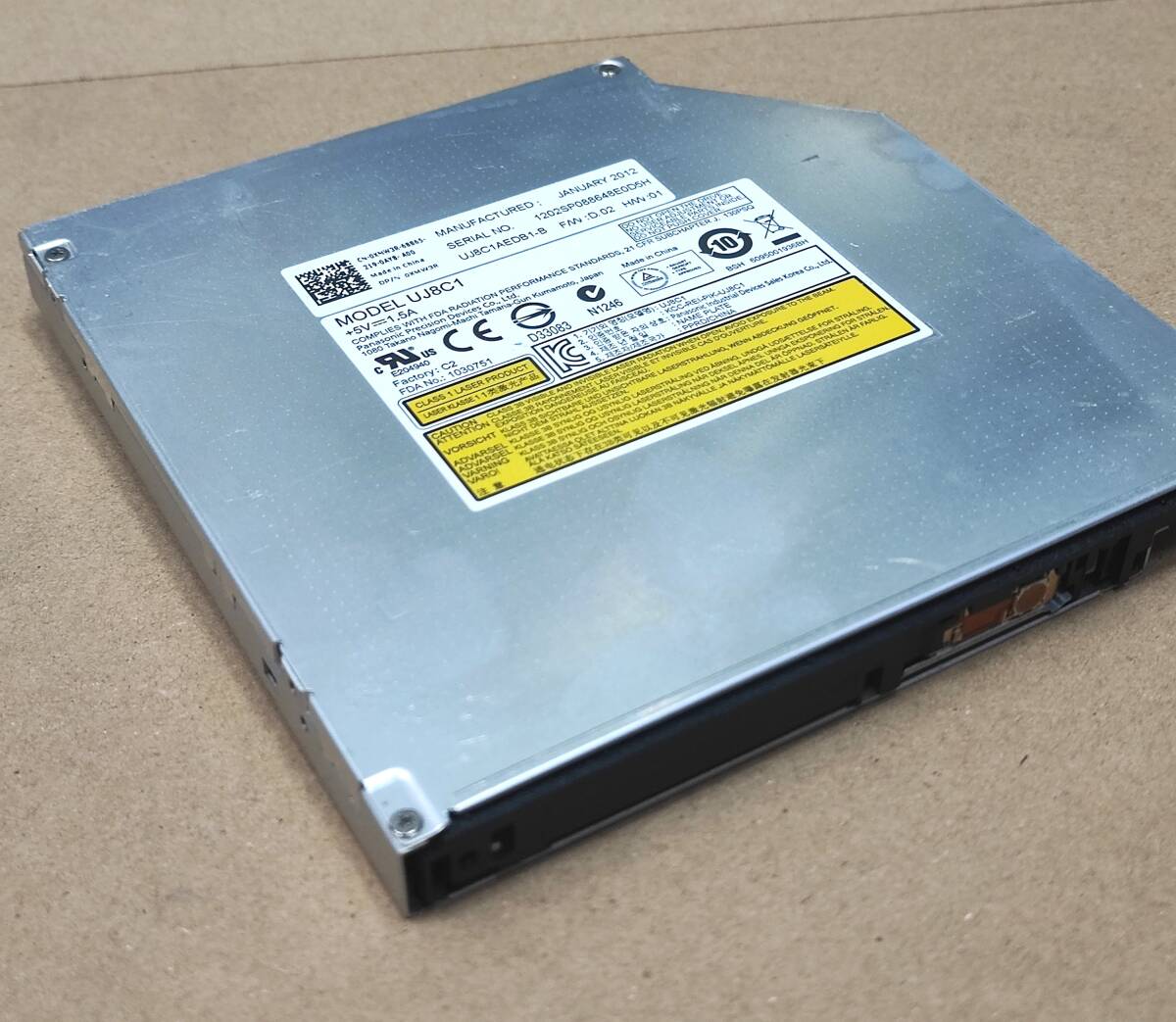 【中古パーツ】複数可 DVDドライブ ノートパソコン用 内蔵DVDスーパーマルチ 厚さ12.7mm SATA RW■UJ8C1 ベゼル無し拍卖