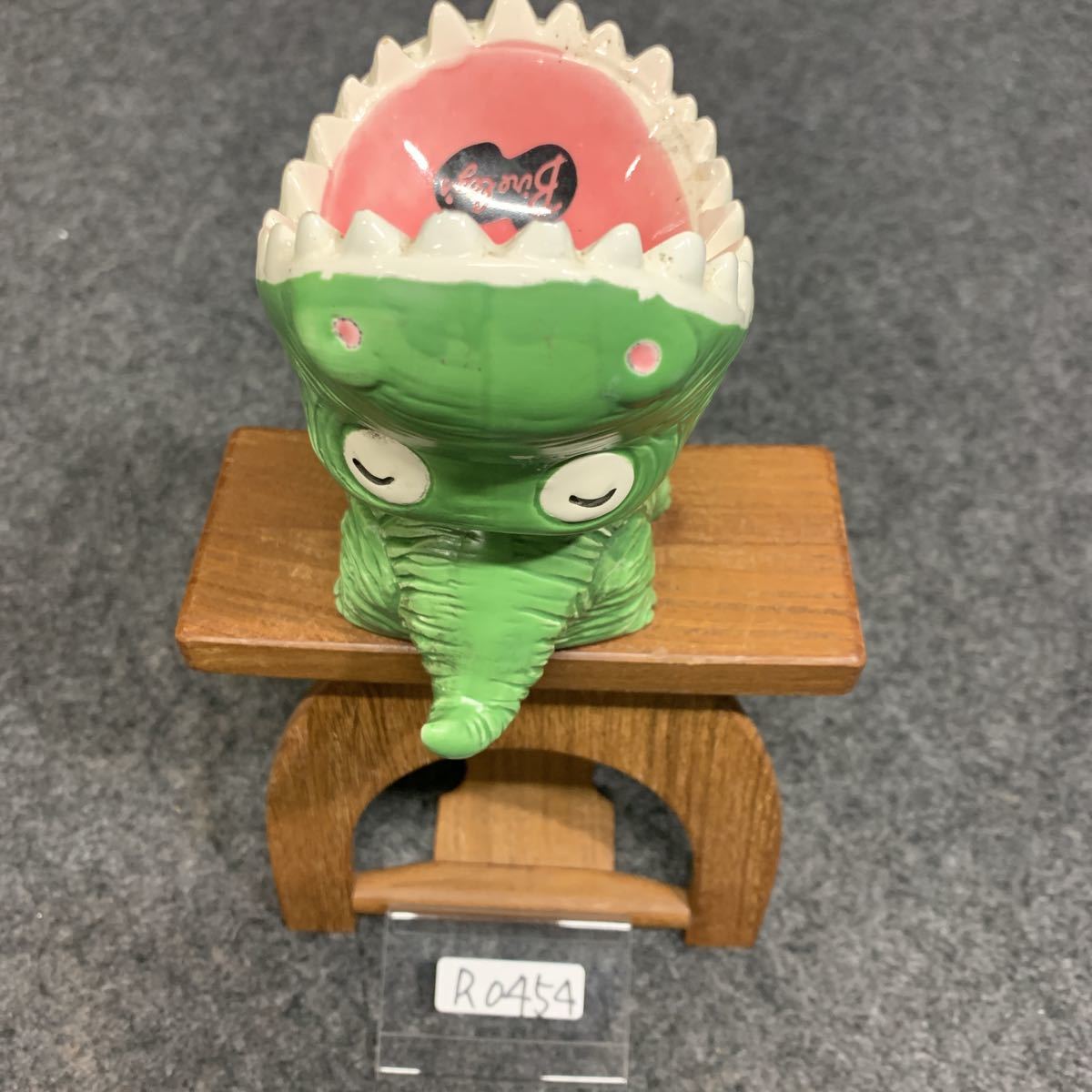 R0454 バャリース 陶器製 置物 Bireley's 恐竜 首長竜 ザウルス 小物入れ インテリア ディスプレイ 指輪 ピアス ジュエリー レトロ 当時物拍卖