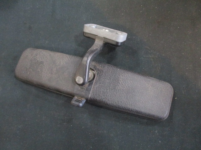 ■ボルボ V70 ルームミラー 中古 8B 3512654 部品取りあり ドアミラー リアビューミラー バックミラー バニティミラー 三角 カバー ■拍卖