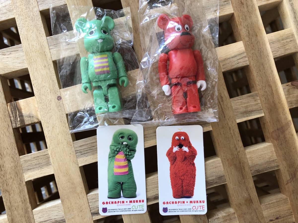 ベアブリック/BE@RBRICK シリーズ16 キュート 表/裏 シークレット ガチャピン & ムック(メディコムトイ・フィギュア)拍卖