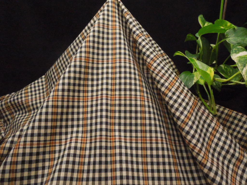 新入荷!掘り出し品!英国!DAKSロンドン!オリジナル!ミレニアム!タータンチェック!めったに手に入らない!上質ウール!152cm巾×1.5m拍卖