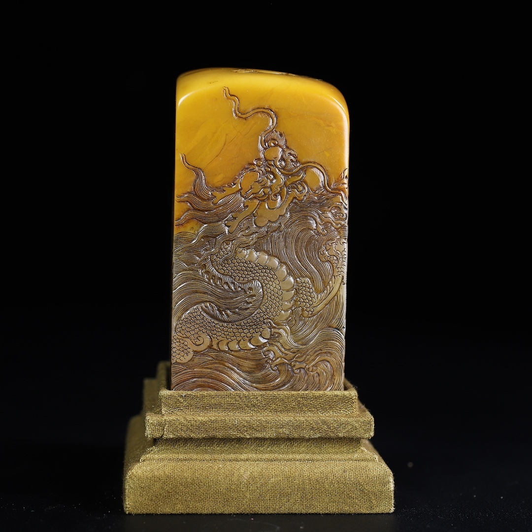 旧蔵 【清代篆刻家 奚岡】寿山石 微彫 龍騰四海 薄意印章 天然石 手彫 篆刻 古印材 極細工 中国古玩 古美術 骨董品 204-06拍卖