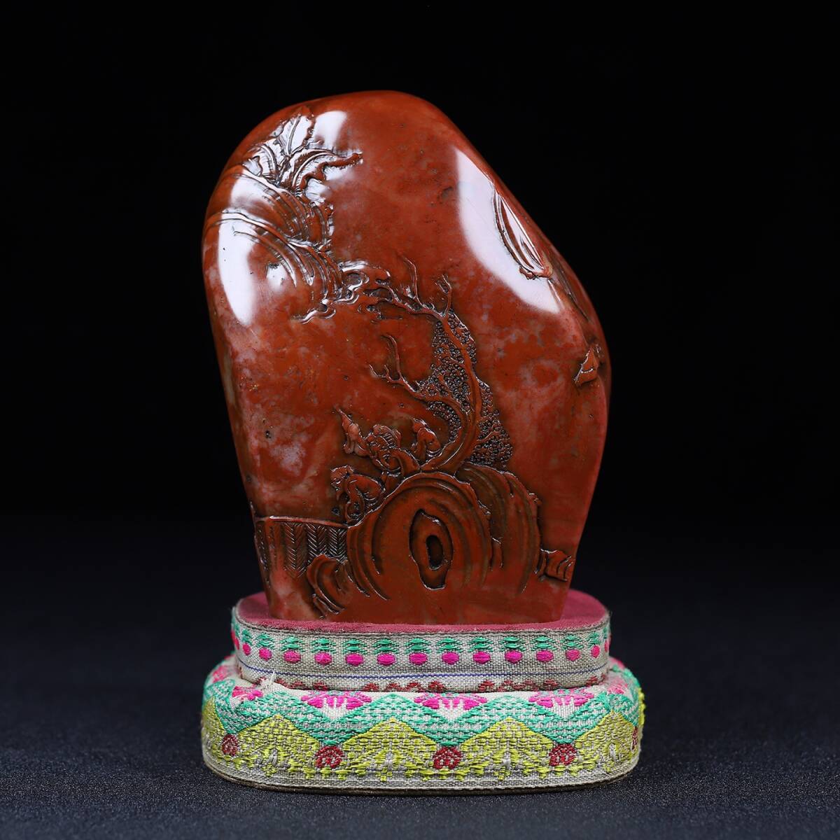 旧蔵 【清代篆刻家 呉熙載】寿山石『携童訪友』人物紋 薄意印鑑 置物 天然石 手彫 篆刻 古印材 極細工 中国古玩 古美術 骨董品 204-06拍卖