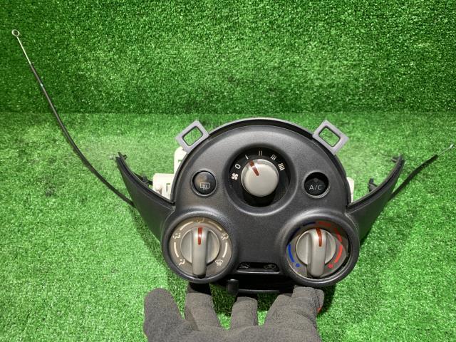 マーチ DBA-NK13 A/Cスイッチパネル 27510-1HD0A拍卖