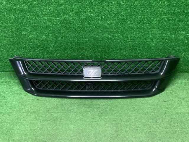 ツーリングハイエース KH-KCH46W ラジエータグリル 53111-26290-C0拍卖