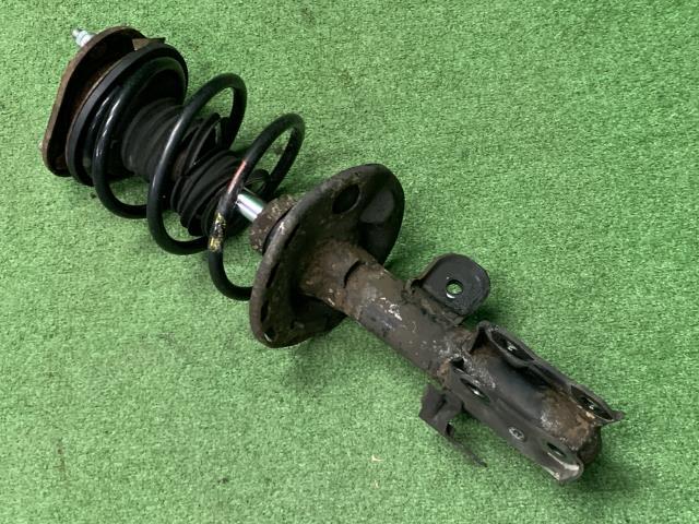 プリウス DAA-ZVW30 右Fストラット 48510-80491拍卖