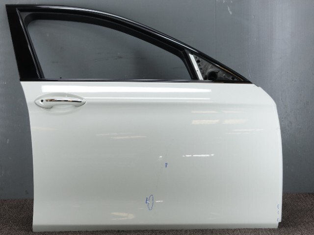 8761 BMW 5シリーズ 523D F10 FW20 フロントドア右 Fドア右 運転席ドア 300 (D2-1)拍卖