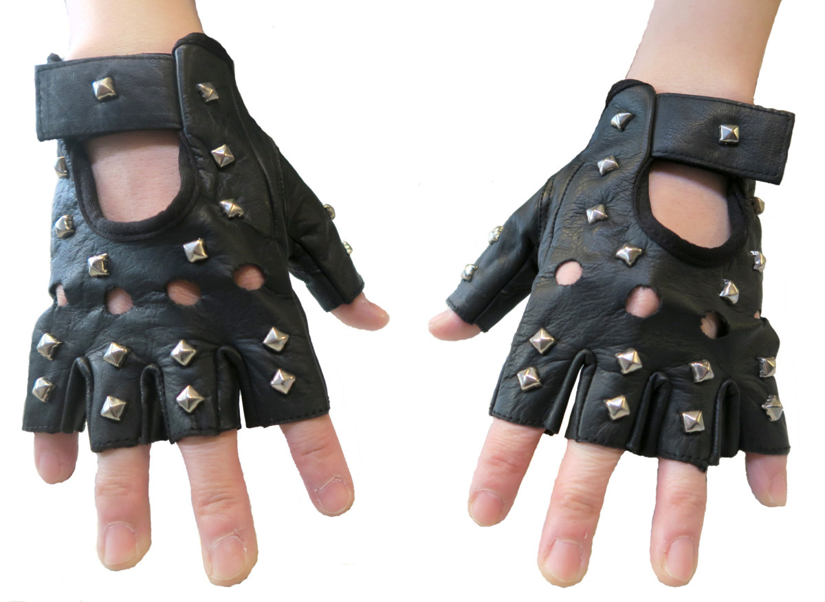 Mサイズ 指無し 指切り グローブ 本革 鋲 スタッヅ付き 新品 未使用 ドライバー 手袋 ロックグローブ バイカー コスプレ ステージ衣装拍卖