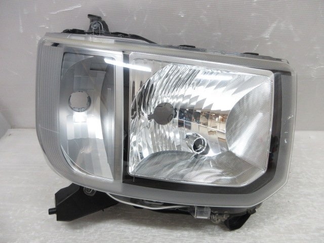 【即決有】 ダイハツ ウェイク LA700S LA710S 純正 右 ヘッド ライト ハロゲン STANLEY W3796 打刻 A2 (B043609)拍卖