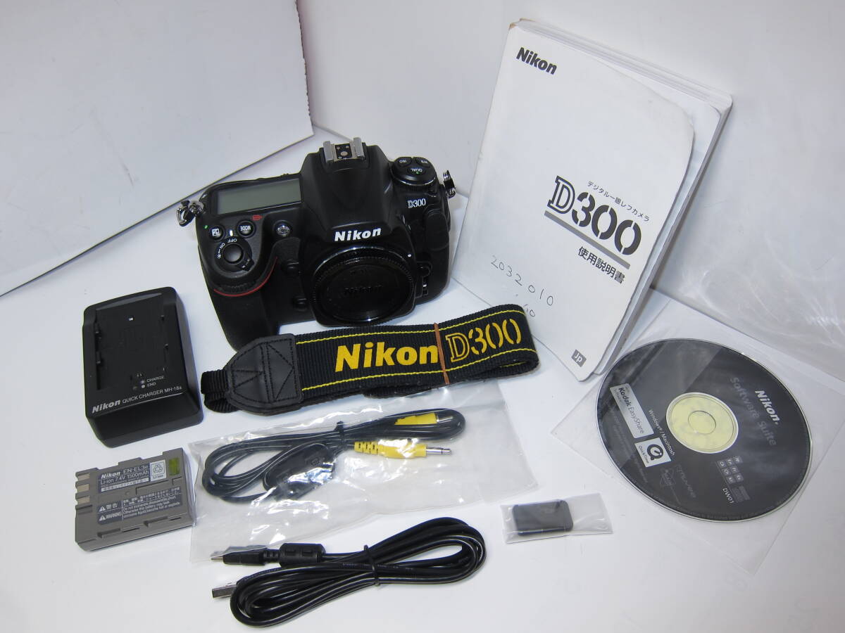 Nikon D300 ボディー ( ショット数 1563回) ■美品■ 10712拍卖