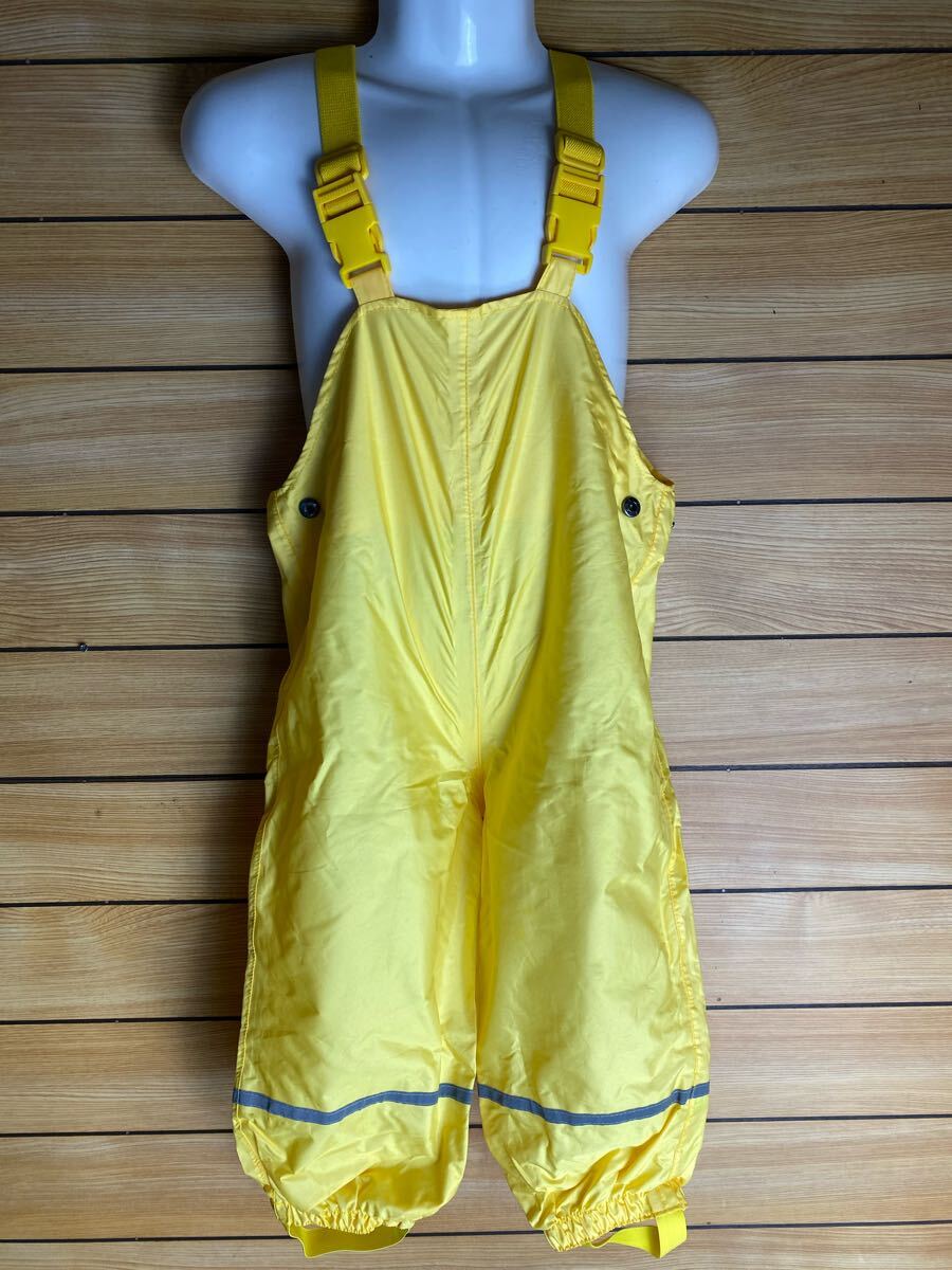 未使用 砂遊び 肩紐調整 90cm 相当 サロペット レインパンツ イエロー 2歳 3歳 汚れ防止 キッズ ボトムス 定価2,200拍卖