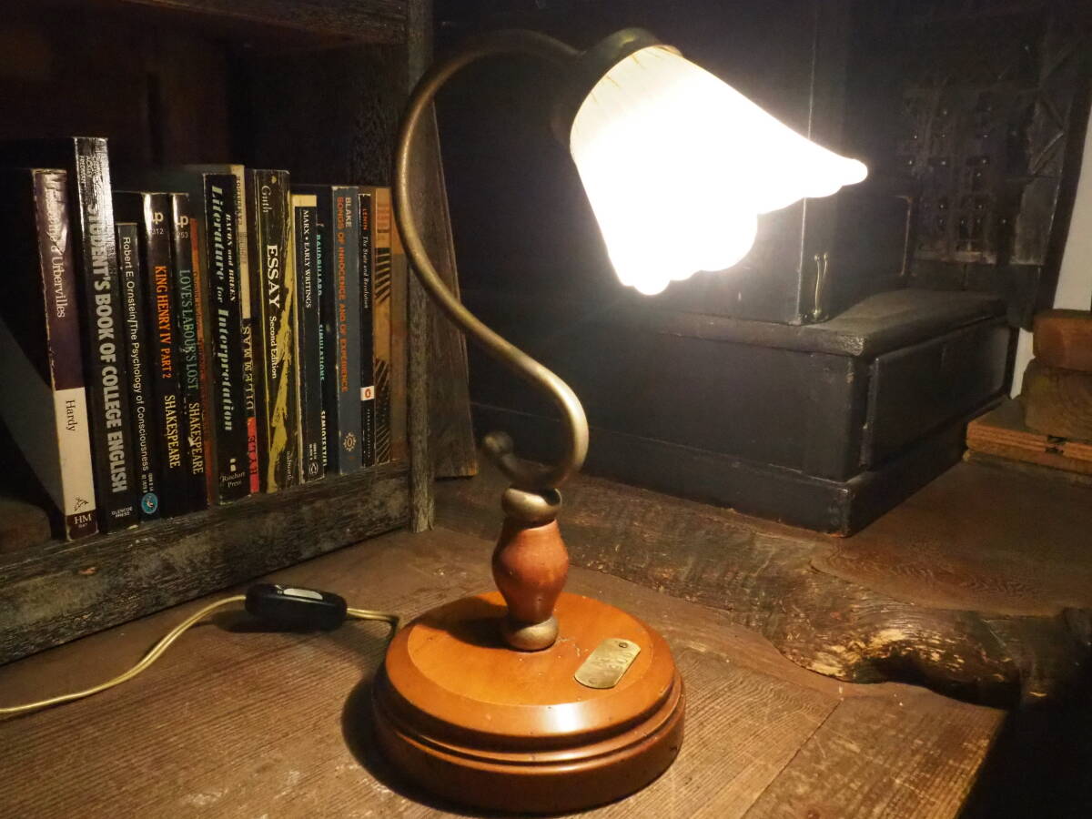 【ガラスシェードのデスクランプ】電球電灯ライト照明器具古道具アンティーク骨董インテリアインダストリアルキッチントイレリビング玄関拍卖