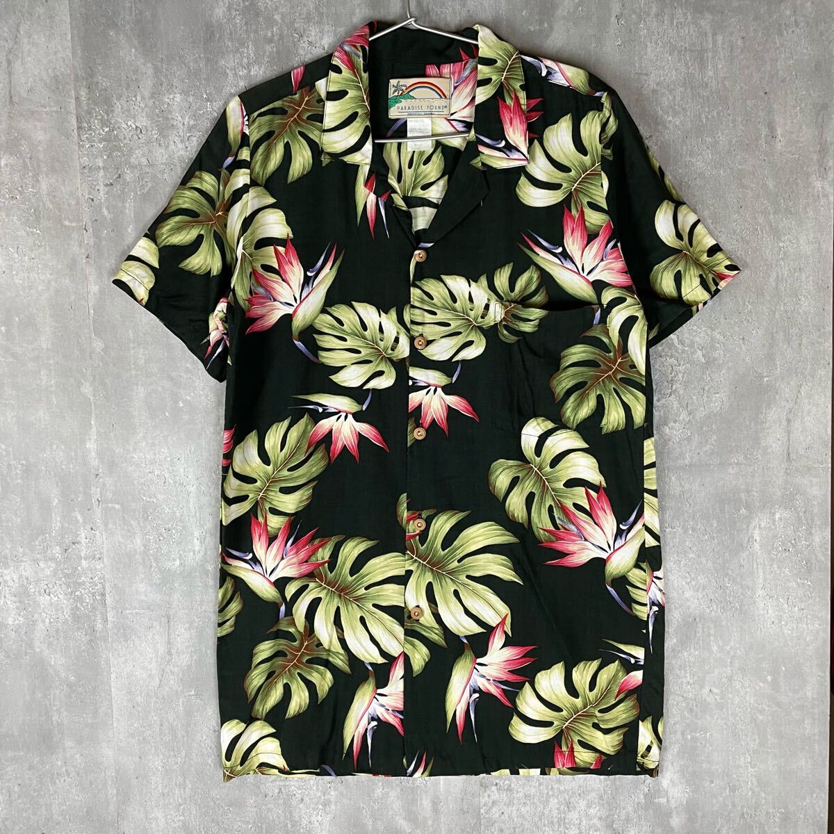 【USA製】PARADISE FOUND 90's 葉柄アロハシャツ 柄シャツ ハワイ製 レーヨン ハワイアン 半袖拍卖