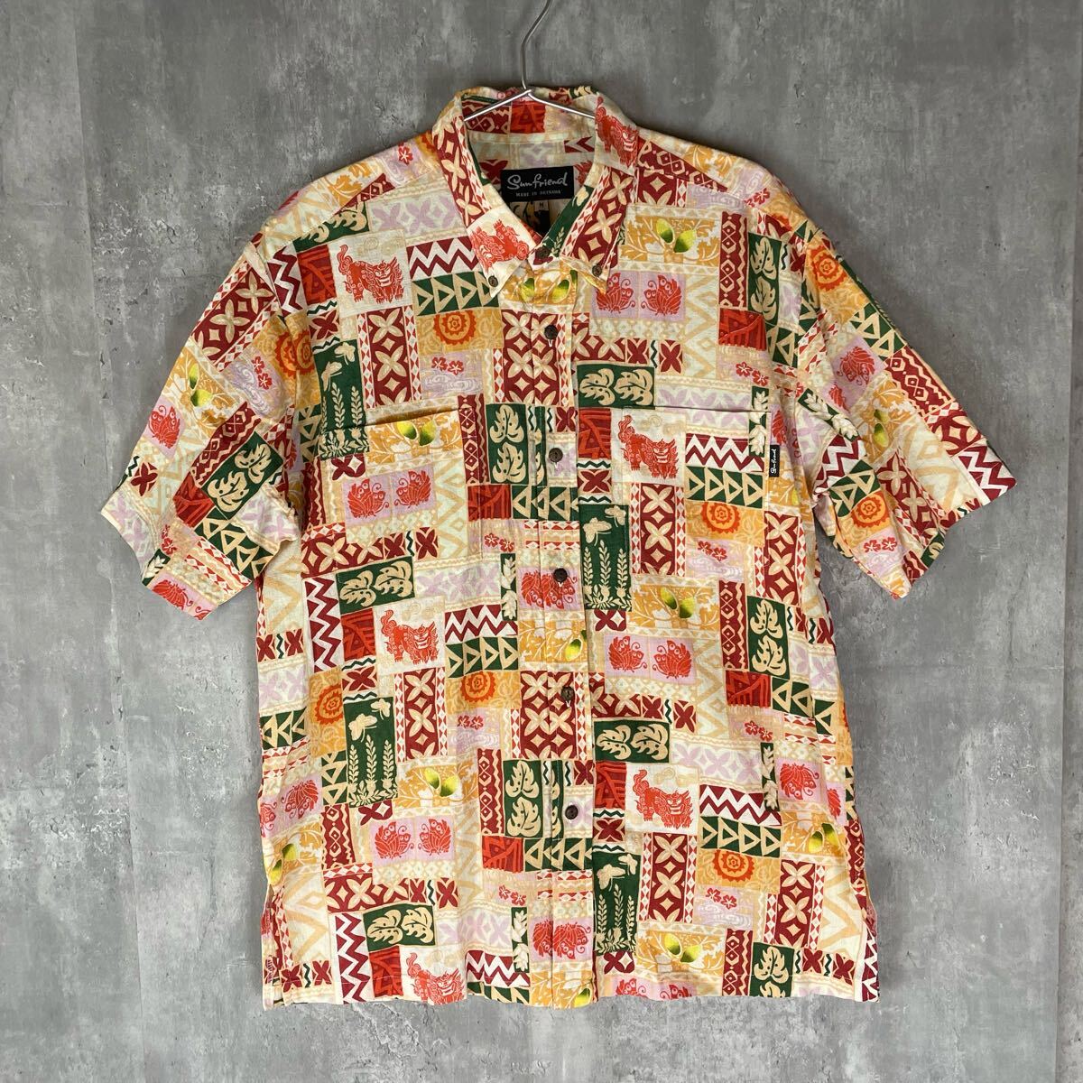 【沖縄製】Sun-Friend 希少 柄シャツ アロハシャツ Mサイズ 半袖 シャツ 日本製拍卖