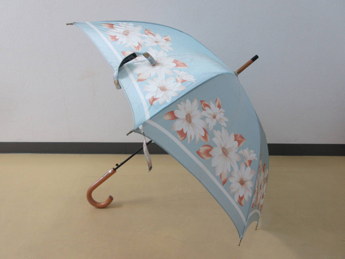 ( せ-A1-8057 )Vallee la Loire 雨傘 長傘 ジャンプ式 ブルー 水色 花 全長86cm 半径約50m 中古拍卖