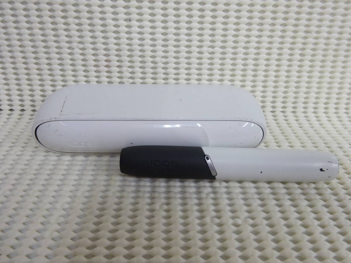 (く-L-8248)IQOS 3DUO アイコス スリー デュオ A1504 A1404 ウォームホワイト 加熱式 電子たばこ 動作確認済み 中古拍卖