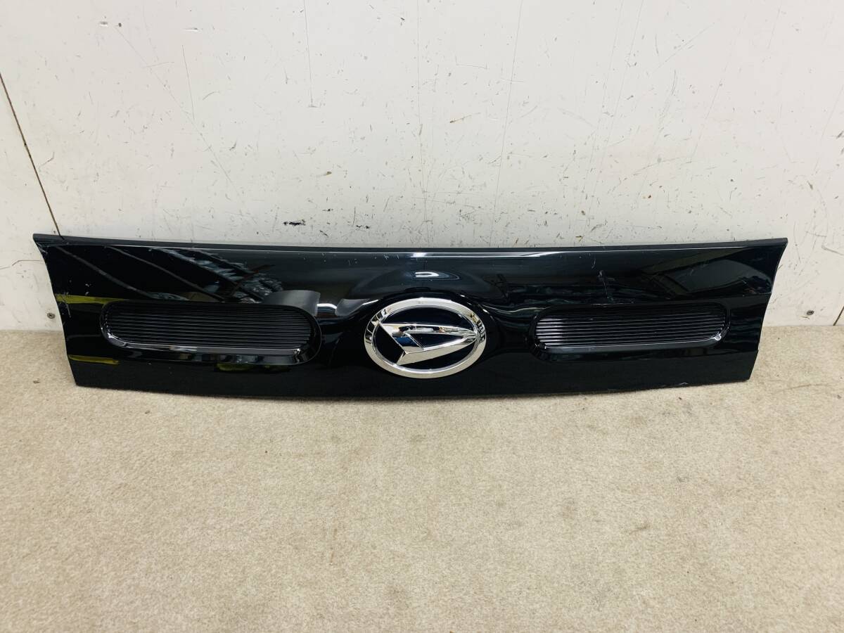 タント LA650S LA660S 純正 フロントグリル ラジエーターグリル 53105-B2300 黒拍卖