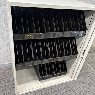 ITOKI オフィス家具 収納棚ラック 横引シャッター 鍵付 イトーキ ST-9124BT 本体プラス収納棚ラック20台 発送不可 引取りに限る拍卖