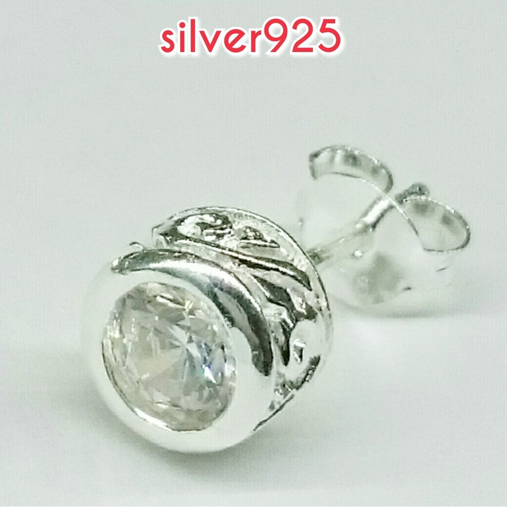 大人気!!ジルコニアピアス クリア 丸型 6ミリ シルバー925 片耳~ アラベスク拍卖