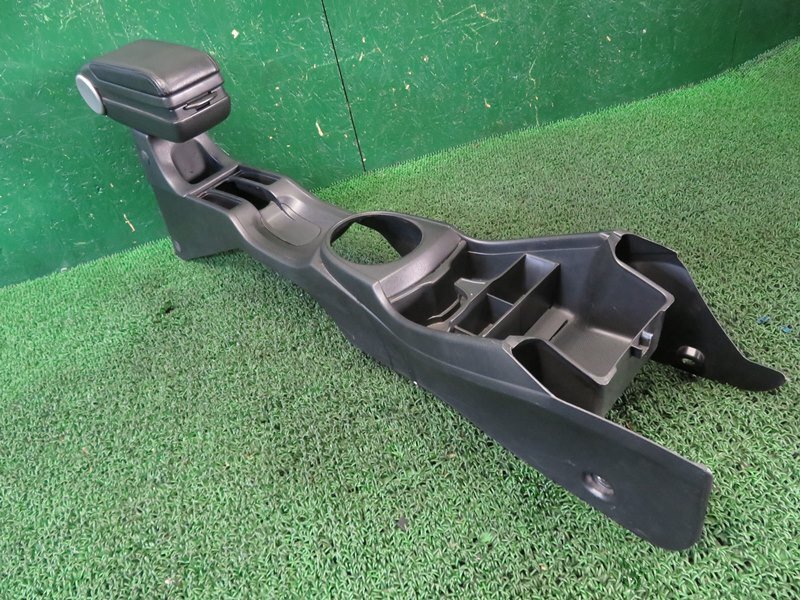 『psi』 ホンダ GE6 GE7 GE8 GE9 フィット 純正 アームレスト センターコンソール H20年式拍卖