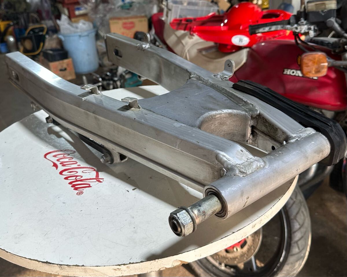 GJ77A SUZUKI/スズキ バンディット/Bandit 250 純正 スイングアーム 拍卖