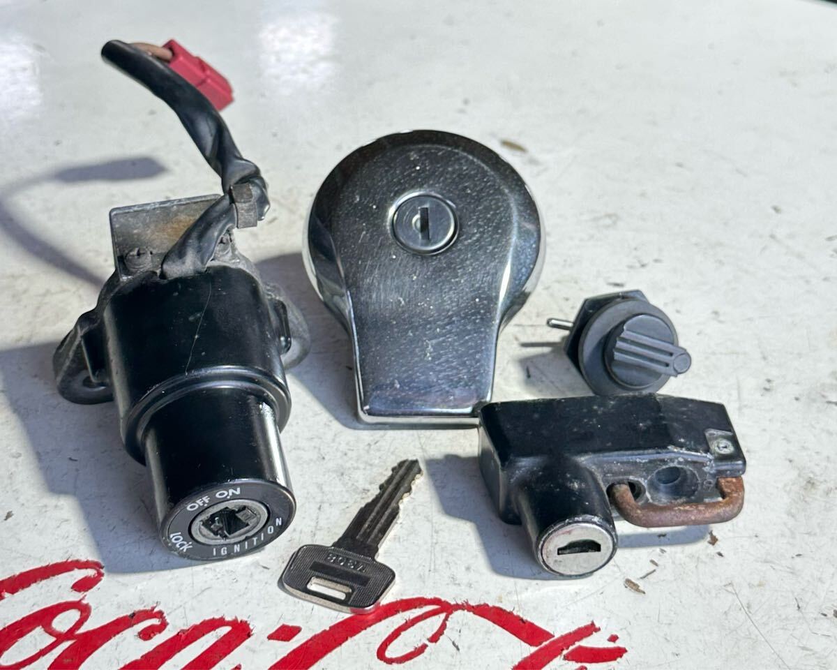 4DN YAMAHA/ヤマハ SRV250 純正 キーセット メインキー タンクキャップ ヘルメットホルダー ツールボックス キーシーリンダー キー/鍵拍卖