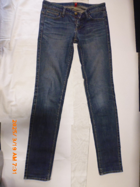 ユニクロ・スキニー中古ジーンズ/UNIQLO Used Skinny Type Jeans/ウエスト・63.5cm・股下80cm/ USワッペンのおまけ拍卖