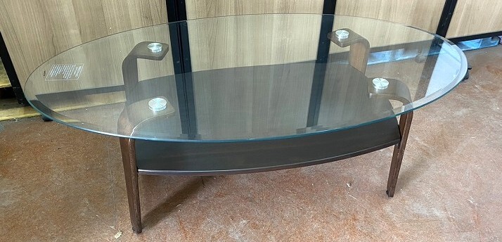 楕円型 ガラステーブル 強化ガラス H40 119×64㎝ 引き取り:田川郡香春町拍卖