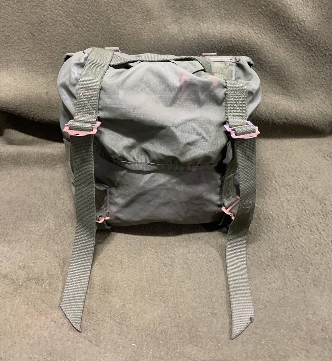 #. 超希少品! 70~80'S 韓国軍 実物官級品ナイロンフィールドバック. 空挺部隊2025/04/14拍卖