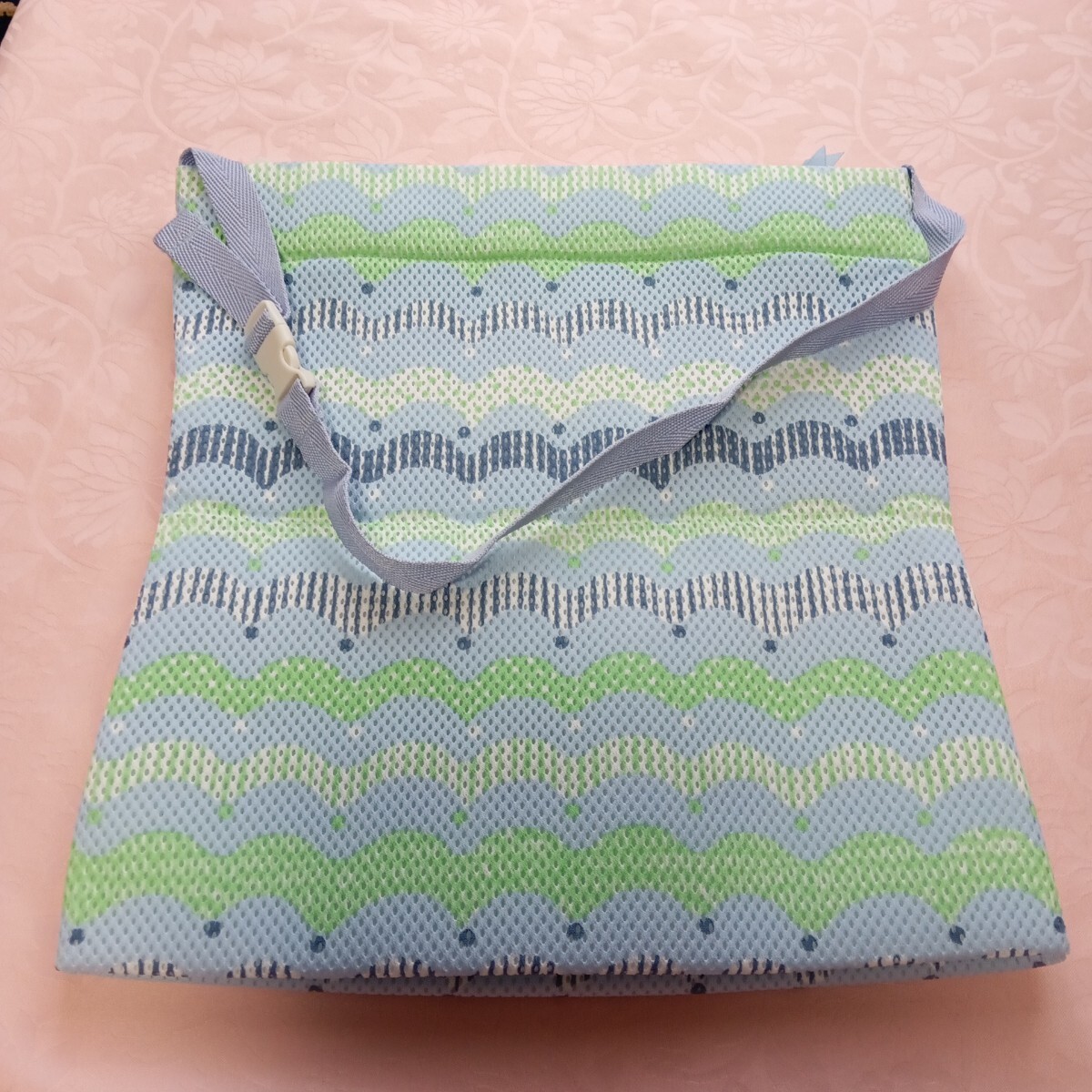 そのまま洗濯できるランドリーバッグ**ブルー** (株)マーナ拍卖