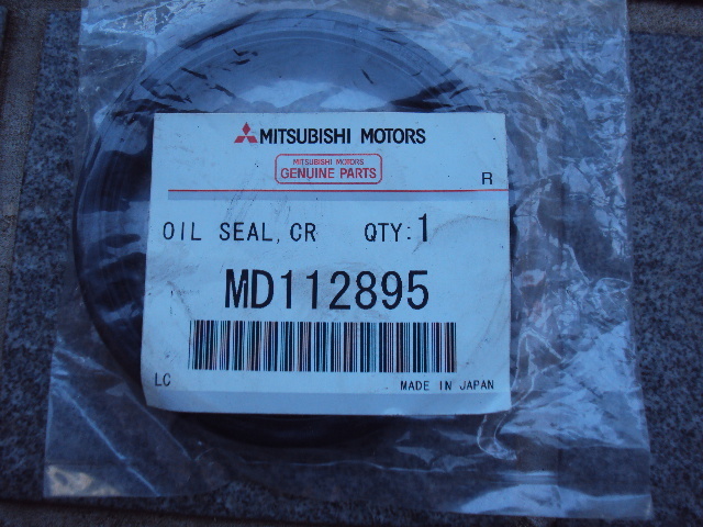 ★☆ 値下げ 三菱 ミニカダンガン クランクシャフト用オイルシール クランクシャフトリヤー側 新品★☆拍卖