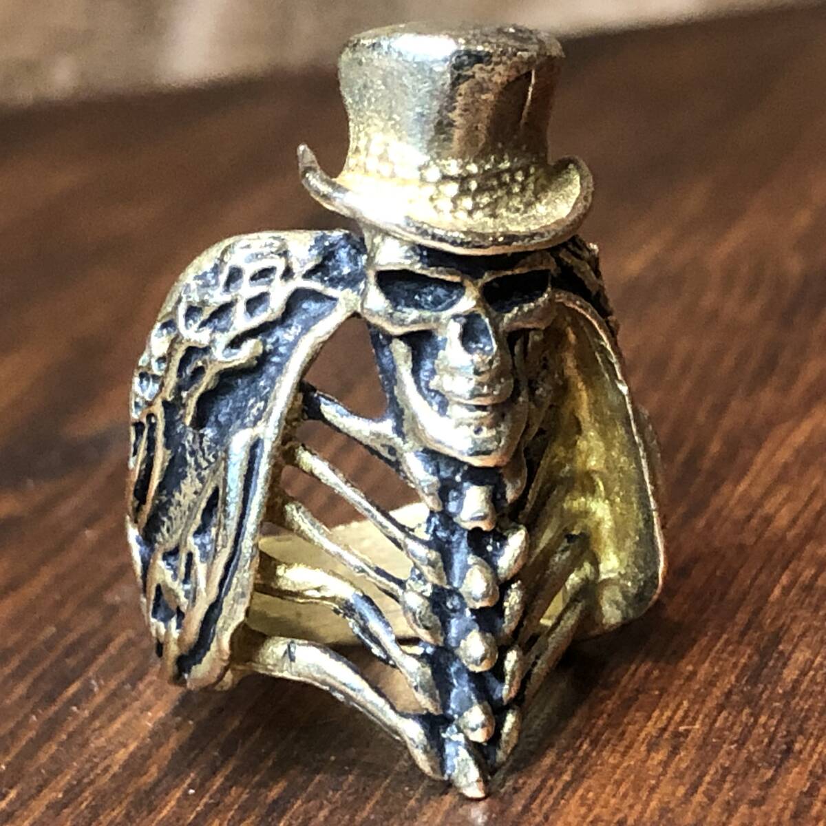 真鍮製 スカルリング 指輪 骸骨 ドクロ 15号 ブラス バイカー ロッカー パンク拍卖