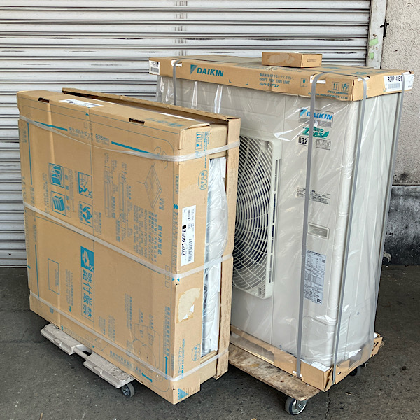 【引取限定/大阪吹田/未使用品】ダイキン パッケージエアコン 天吊自在型 ワンダ風流 5馬力 FUP140FB 室外機RZRP140BY 三相200V 2023年製拍卖